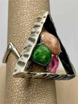 *Кольцо р.21 Микс Хромдиопсид Турмалин АРТ 3184 ВЕС 12,6 Г - фото 207993 *Кольцо р.21 Микс Хромдиопсид Турмалин АРТ 3184 ВЕС 12,6 Г - фото 207993