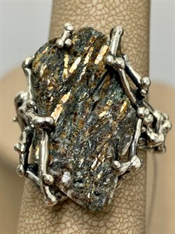 *Кольцо р.20 Астрофиллит Кольский п-ов АРТ 2582 ВЕС 11,7 Г - фото 208229