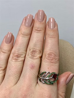 *Кольцо р.19 Гранат Пироп Цаворит арт. SM-R02912-X-WB-PG-X-Gg-606 вес 4,44 г - фото 209108