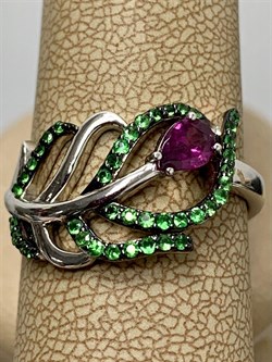 *Кольцо р.19 Родолит Цаворит арт. SM-R02912-X-WB-lil-X-Gg-500 вес 4,15 г - фото 209266