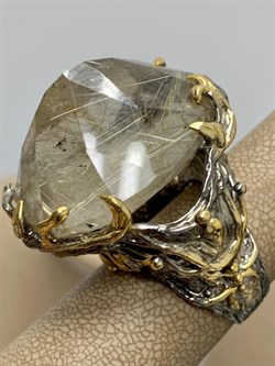 *Кольцо р.17,5 Кварц Волосатик Бразилия АРТ 53359 (ВЕС 30,28 Г) - фото 217390