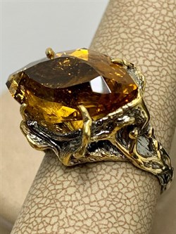 *Кольцо р.17,5 Цитрин Бразилия АРТ 49120 ВЕС 10,29 Г - фото 219145 *Кольцо р.17,5 Цитрин Бразилия АРТ 49120 ВЕС 10,29 Г - фото 219145