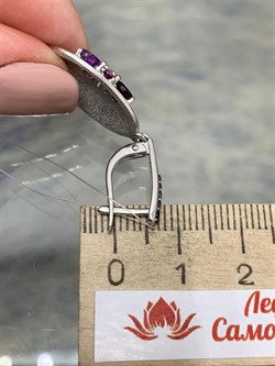 *Серьги Микс Аметист Гранат Родолит Эмаль арт. С6215-5380М7-910 вес 6,22 г - фото 219642 *Серьги Микс Аметист Гранат Родолит Эмаль арт. С6215-5380М7-910 вес 6,22 г - фото 219642