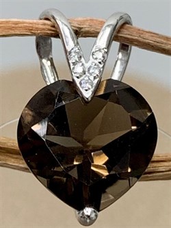 *Подвеска Сердце Дымчатый Кварц арт. П620-815ТР-379 вес 1,2 г - фото 219714 *Подвеска Сердце Дымчатый Кварц арт. П620-815ТР-379 вес 1,2 г - фото 219714