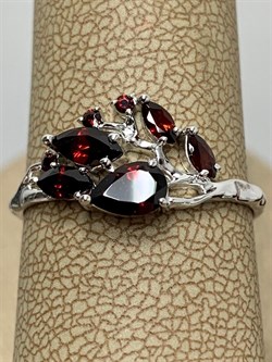 *Кольцо р.19 Гранат арт. К620-3527Гр-535 вес 1,78 г - фото 219985