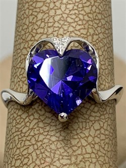 *Кольцо р.17 Сердце Танзанит иск арт. К630-815СТнз-068  вес 2,4 г - фото 220132 *Кольцо р.17 Сердце Танзанит иск арт. К630-815СТнз-068  вес 2,4 г - фото 220132