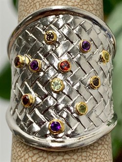 *Кольцо р.19 Аметист Гранат Хризолит Дымчатый Кварц Арт 1533-562 Вес 8,67 г - фото 222610 *Кольцо р.19 Аметист Гранат Хризолит Дымчатый Кварц Арт 1533-562 Вес 8,67 г - фото 222610