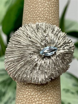 *Кольцо р.17 Голубой Топаз Арт 1915 Вес 10,86 г - фото 222761 *Кольцо р.17 Голубой Топаз Арт 1915 Вес 10,86 г - фото 222761