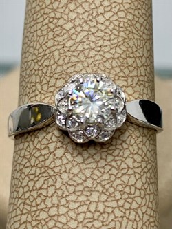 *Кольцо р.18,5 Бриллианит Фианит арт. 1-4003р220-009 Вес 1,97 г - фото 226422 *Кольцо р.18,5 Бриллианит Фианит арт. 1-4003р220-009 Вес 1,97 г - фото 226422