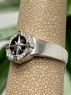 *Кольцо р.17 Фианит Тотем арт. К-3904рп21600-р17-380 (Вес 3,41 г) - фото 226512 *Кольцо р.17 Фианит Тотем арт. К-3904рп21600-р17-380 (Вес 3,41 г) - фото 226512