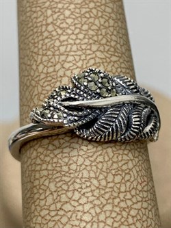 *Кольцо р.17,5 Перышко Марказит арт. MR02342-268 Вес 3,95 г - фото 227898 *Кольцо р.17,5 Перышко Марказит арт. MR02342-268 Вес 3,95 г - фото 227898