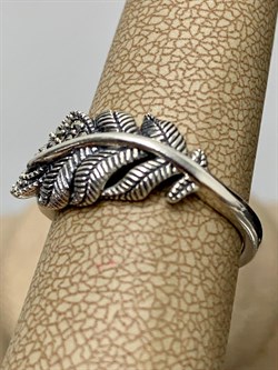 *Кольцо р.17,5 Перышко Марказит арт. MR02342-268 Вес 3,95 г - фото 227899 *Кольцо р.17,5 Перышко Марказит арт. MR02342-268 Вес 3,95 г - фото 227899