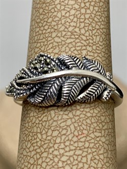 *Кольцо р.17,5 Перышко Марказит арт. MR02342-268 Вес 3,95 г - фото 227900 *Кольцо р.17,5 Перышко Марказит арт. MR02342-268 Вес 3,95 г - фото 227900