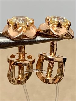 *Пусеты Бриллианит Фианит Шампань арт. с-012пз220-447 Вес 1,42 г - фото 228832 *Пусеты Бриллианит Фианит Шампань арт. с-012пз220-447 Вес 1,42 г - фото 228832