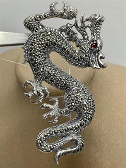 *Брошь-Кулон Дракон Марказит арт. HB001-544 вес 20,84 г - фото 236815 *Брошь-Кулон Дракон Марказит арт. HB001-544 вес 20,84 г - фото 236815