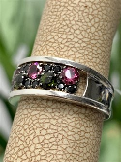 *Кольцо р.16 Орхидея Микс Турмалин Шпинель арт. К1010Ю/Ag-607/1/3/4-535 вес 2,96 г - фото 238371