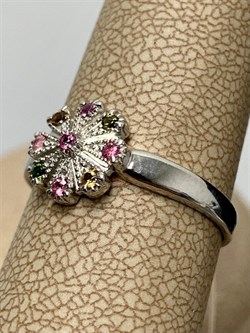 *Кольцо р.18 Турмалины Урал арт. К1530Ю/Ag-607/6-402 вес 2,01 г - фото 238928