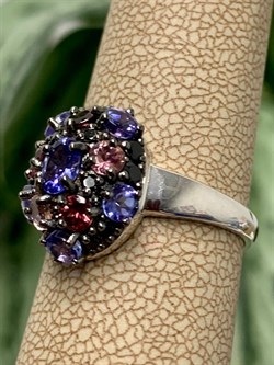 *Кольцо р.17,5  Орхидея Микс Танзанит Турмалин Шпинель арт. К1008Ю/Ag-607/1/3/8-471 вес 2,7 г - фото 239382 *Кольцо р.17,5  Орхидея Микс Танзанит Турмалин Шпинель арт. К1008Ю/Ag-607/1/3/8-471 вес 2,7 г - фото 239382