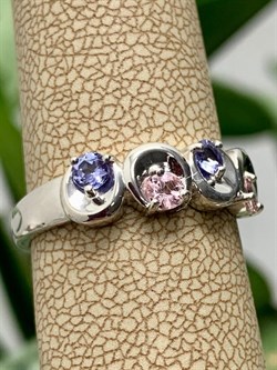 *Кольцо р.17,5 Орхидея Микс Танзанит Турмалин арт. К1061/Ag-607/3/8-549 вес 2,09 г - фото 239407