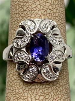 *Кольцо р.17,5 Орхидея Иолит Африка арт. К1619Ю/Ag-617/13-224 вес 3,19 г - фото 240778