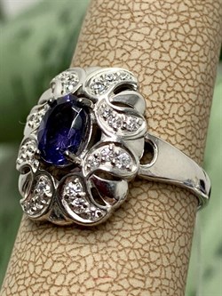 *Кольцо р.17,5 Орхидея Иолит Африка арт. К1619Ю/Ag-617/13-224 вес 3,19 г - фото 240779