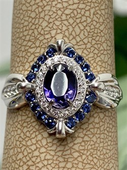 *Кольцо р.20 Орхидея Иолит Африка арт. К1622Ю/Ag-617/13-000 вес 3,1 г - фото 240869 *Кольцо р.20 Орхидея Иолит Африка арт. К1622Ю/Ag-617/13-000 вес 3,1 г - фото 240869