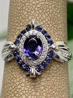 *Кольцо р.20 Орхидея Иолит Африка арт. К1622Ю/Ag-617/13-000 вес 3,1 г - фото 240879 *Кольцо р.20 Орхидея Иолит Африка арт. К1622Ю/Ag-617/13-000 вес 3,1 г - фото 240879