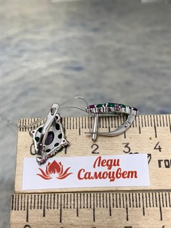 *Серьги Орхидея Микс Зеленый Агат Иолит Родолит арт. С1626Ю/Ag-607/31-692 вес 3,56 г - фото 241127 *Серьги Орхидея Микс Зеленый Агат Иолит Родолит арт. С1626Ю/Ag-607/31-692 вес 3,56 г - фото 241127