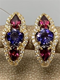 *Серьги Микс Иолит Родолит арт. С1616Ю/Ag-617/39ПОЗ-937 вес 3,56 г - фото 241162 *Серьги Микс Иолит Родолит арт. С1616Ю/Ag-617/39ПОЗ-937 вес 3,56 г - фото 241162