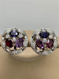 *Серьги Фиалки Микс Иолит Родолит Аметист арт. С1627Ю/Ag-617/14/31-169 вес 6,66 г - фото 241182 *Серьги Фиалки Микс Иолит Родолит Аметист арт. С1627Ю/Ag-617/14/31-169 вес 6,66 г - фото 241182