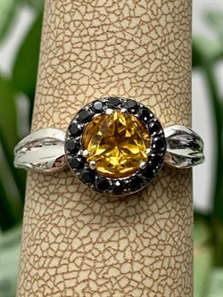 *Кольцо р.18 Микс Цитрин Черная Шпинель арт. К1267/Ag-607/31-819 вес 2,14 г - фото 241453