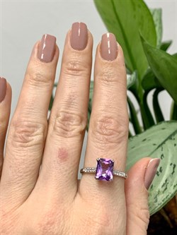 *Кольцо р.19 Аметист Урал арт. К1270/Ag-617/14-528 вес 2,24 г - фото 242123