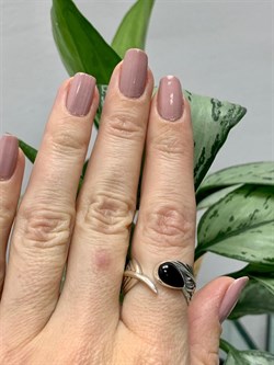 *Кольцо р.18 Оникс арт. 1310391602-20-595 вес 7,85 г - фото 242253