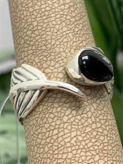 *Кольцо р.18 Оникс арт. 1310391602-20-595 вес 7,85 г - фото 242261