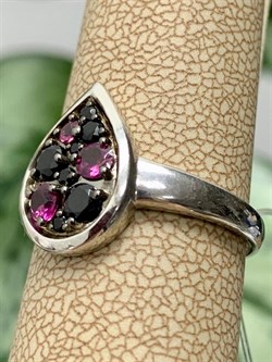 *Кольцо р.17,5 Орхидея Микс Родолит Шпинель арт. К1131/Ag-607/1/9-282 вес 2,39 г - фото 242902 *Кольцо р.17,5 Орхидея Микс Родолит Шпинель арт. К1131/Ag-607/1/9-282 вес 2,39 г - фото 242902