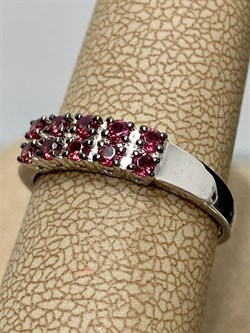 *Кольцо р.17,5 Родолит Мозамбик арт. К1026Ю/Ag-607/9-673 вес 1,72 г - фото 242917 *Кольцо р.17,5 Родолит Мозамбик арт. К1026Ю/Ag-607/9-673 вес 1,72 г - фото 242917