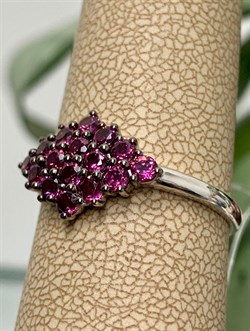 *Кольцо р.19,5 Родолит Мозамбик арт. К1024Ю/Ag-607/9-568 вес 2,33 г - фото 243154