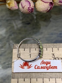 *Кольцо р.20 Хризолит Мурманск арт. К1024Ю/Ag-607/15-336 вес 2,25 г - фото 244613