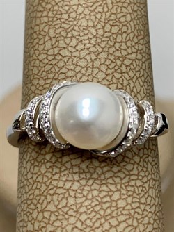 *Кольцо р.17 Белый Жемчуг арт. PI-R2412-1-X-W-PN-X-W-861 вес 3,3 г - фото 245071 *Кольцо р.17 Белый Жемчуг арт. PI-R2412-1-X-W-PN-X-W-861 вес 3,3 г - фото 245071
