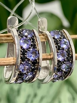 *Серьги Орхидея Микс Танзанит Шпинель арт. С1010Ю/Ag-607/1/8-846 вес 4,18 г - фото 245128