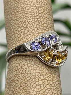*Кольцо р.17 Орхидея Микс Танзанит Цитрин арт. К1228Ю/Ag-607/8/12-540 вес 2,92 г - фото 245266