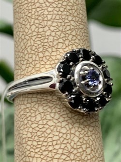 *Кольцо р.17,5 Орхидея Микс Танзанит Шпинель арт. К1132/Ag-607/1/8-643 вес 2,98 г - фото 245588