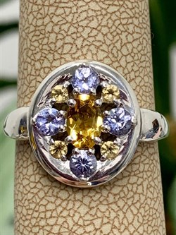 *Кольцо р.18 Орхидея Микс Танзанит Цитрин арт. К1223Ю/Ag-607/8/12-277 вес 3,11 г - фото 245827