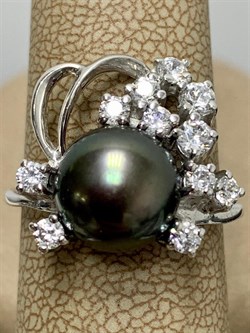 *Кольцо р.17 Черный Жемчуг д.8,5*9мм арт. 1.0486.0.b-526 Вес 3,52 г - фото 247257 *Кольцо р.17 Черный Жемчуг д.8,5*9мм арт. 1.0486.0.b-526 Вес 3,52 г - фото 247257