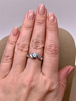 *Кольцо р.17,5 Голубой Топаз арт. R00562-938 Вес  2,19 г - фото 248332