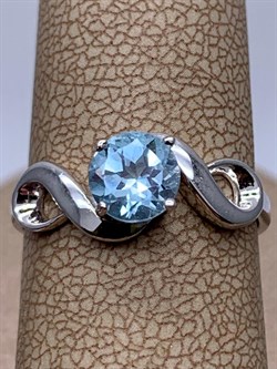*Кольцо р.17 Голубой Топаз арт. R00562-952 Вес  2,12 г - фото 248353 *Кольцо р.17 Голубой Топаз арт. R00562-952 Вес  2,12 г - фото 248353