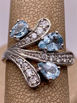 *Кольцо р.18 Голубой  Топаз арт. R00536-247 Вес 4,38 г - фото 248758 *Кольцо р.18 Голубой  Топаз арт. R00536-247 Вес 4,38 г - фото 248758