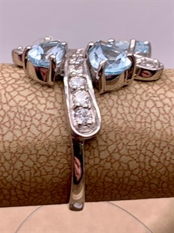 *Кольцо р.18 Голубой  Топаз арт. R00536-247 Вес 4,38 г - фото 248759 *Кольцо р.18 Голубой  Топаз арт. R00536-247 Вес 4,38 г - фото 248759