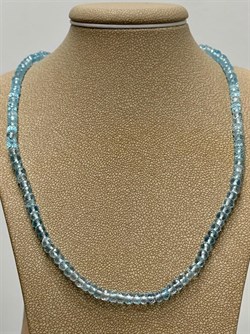 Бусы р.50 д.3,5*4 Голубой Топаз Мадагаскар арт. 24072588-2 - фото 249105