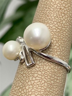 *Кольцо р.16 Белый Жемчуг д.7*7,5 д.8*8,5мм арт. 1.0412.0.b-044 Вес 3,02 г - фото 250146 *Кольцо р.16 Белый Жемчуг д.7*7,5 д.8*8,5мм арт. 1.0412.0.b-044 Вес 3,02 г - фото 250146